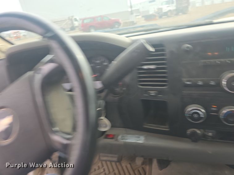 image for item DQ5366 2009 Chevrolet Silverado 1500 Ext. Cab pickup truck