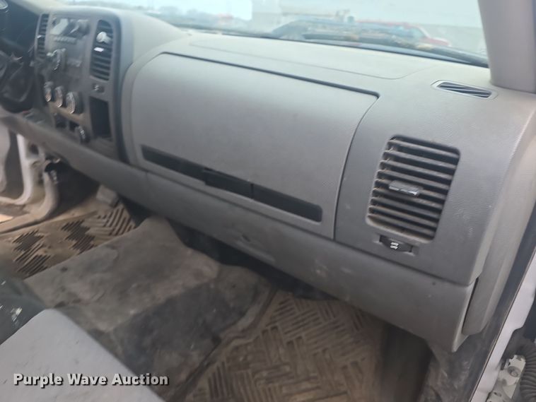 image for item DQ5366 2009 Chevrolet Silverado 1500 Ext. Cab pickup truck