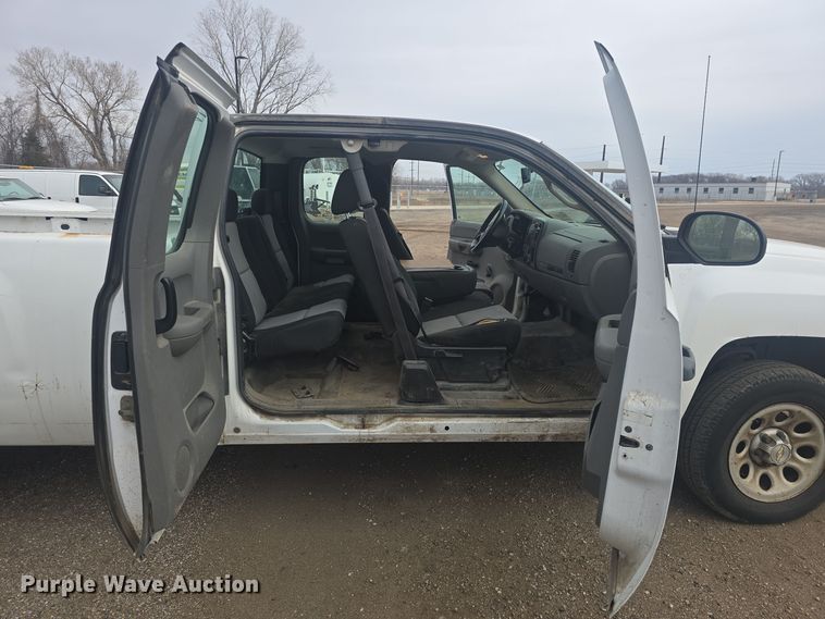 image for item DQ5366 2009 Chevrolet Silverado 1500 Ext. Cab pickup truck