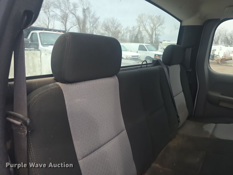 image for item DQ5366 2009 Chevrolet Silverado 1500 Ext. Cab pickup truck