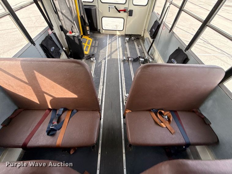 image for item DQ6683 2008 IC CE300 school bus