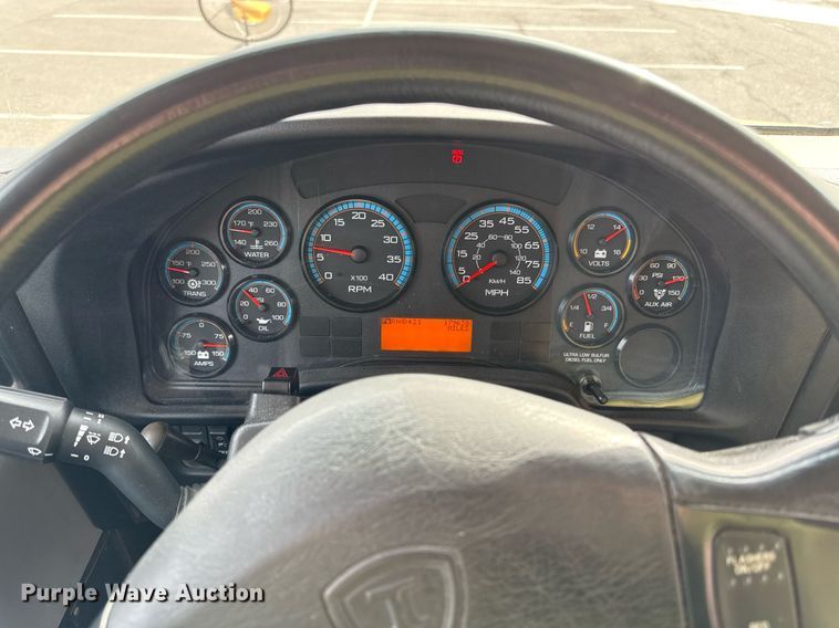 image for item DQ6683 2008 IC CE300 school bus