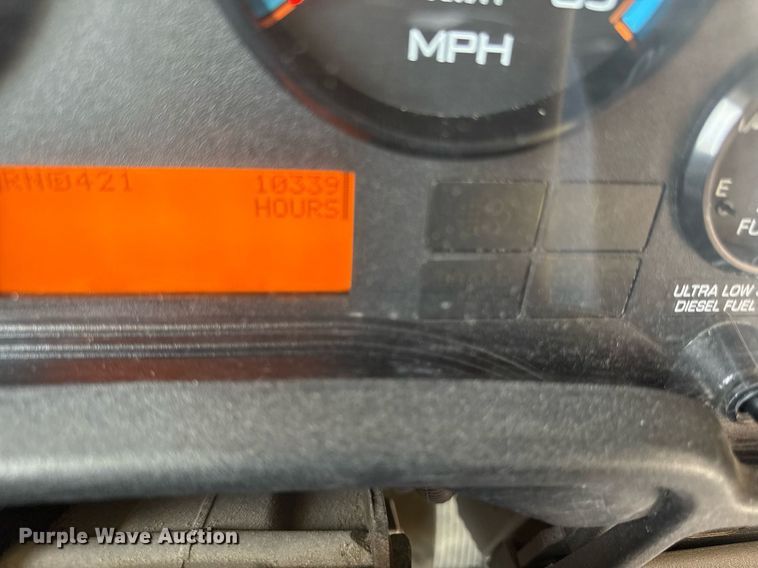 image for item DQ6683 2008 IC CE300 school bus