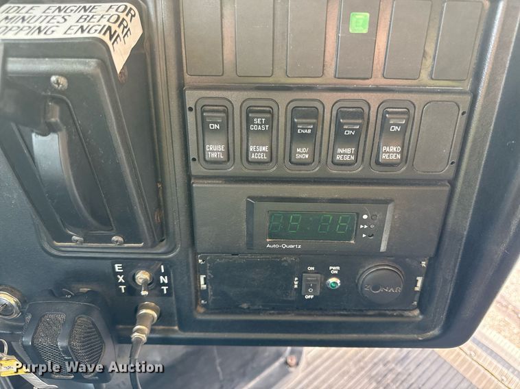 image for item DQ6683 2008 IC CE300 school bus