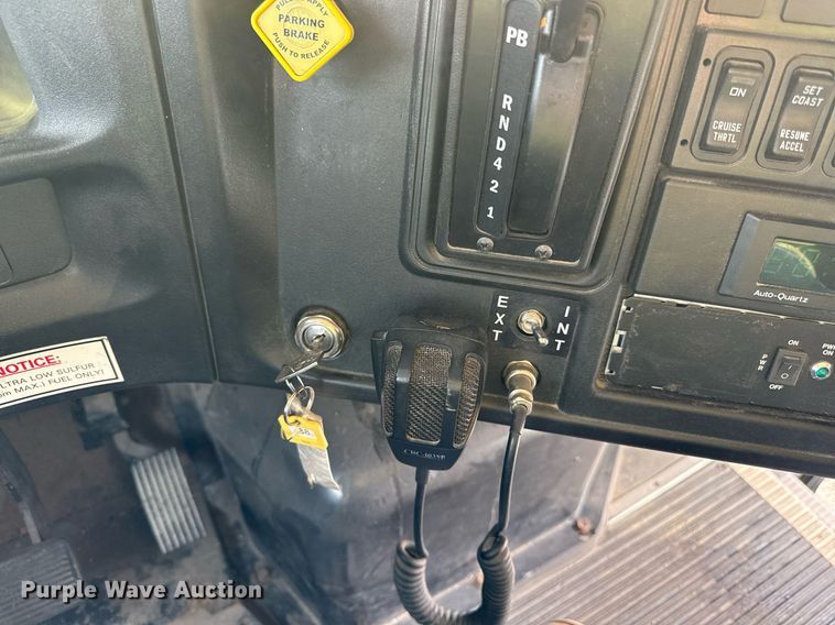 image for item DQ6683 2008 IC CE300 school bus