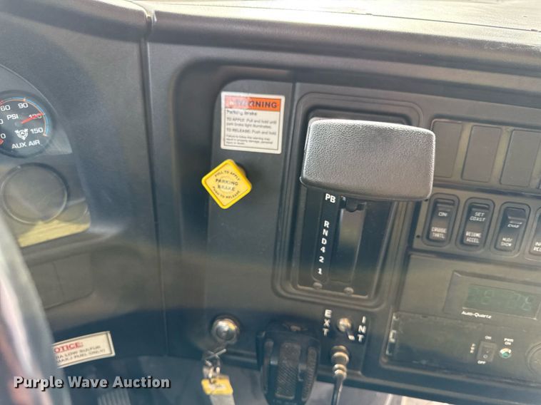 image for item DQ6683 2008 IC CE300 school bus