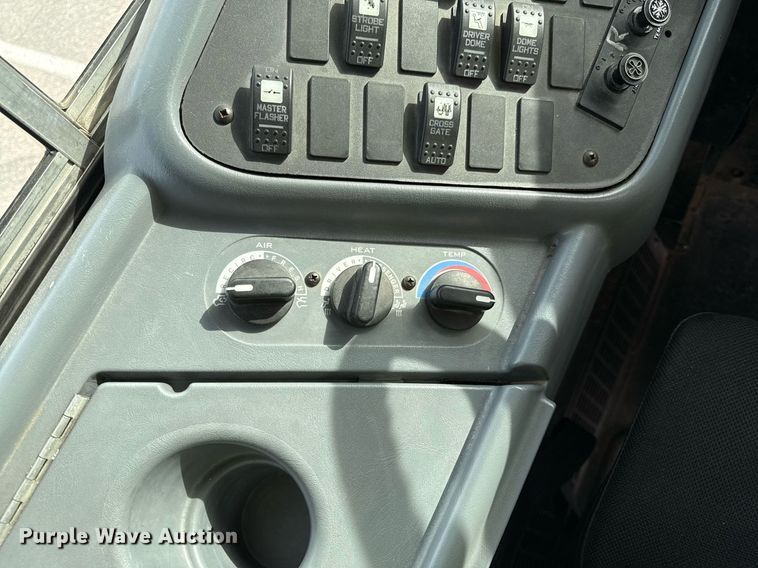 image for item DQ6683 2008 IC CE300 school bus