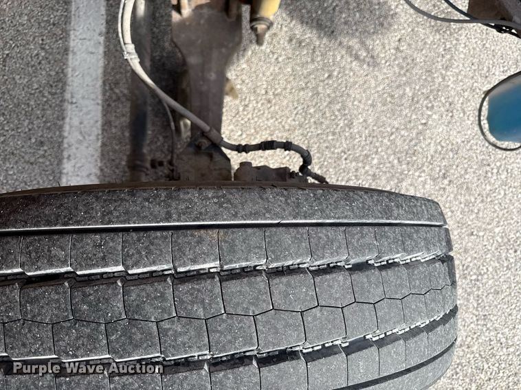 image for item DQ6683 2008 IC CE300 school bus