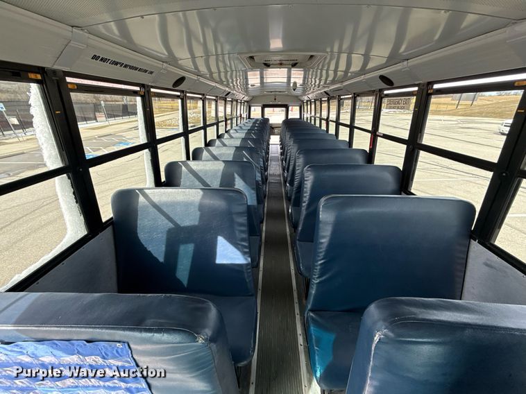 image for item DQ6684 2011 Thomas Built Saf-T-Liner C2 school bus