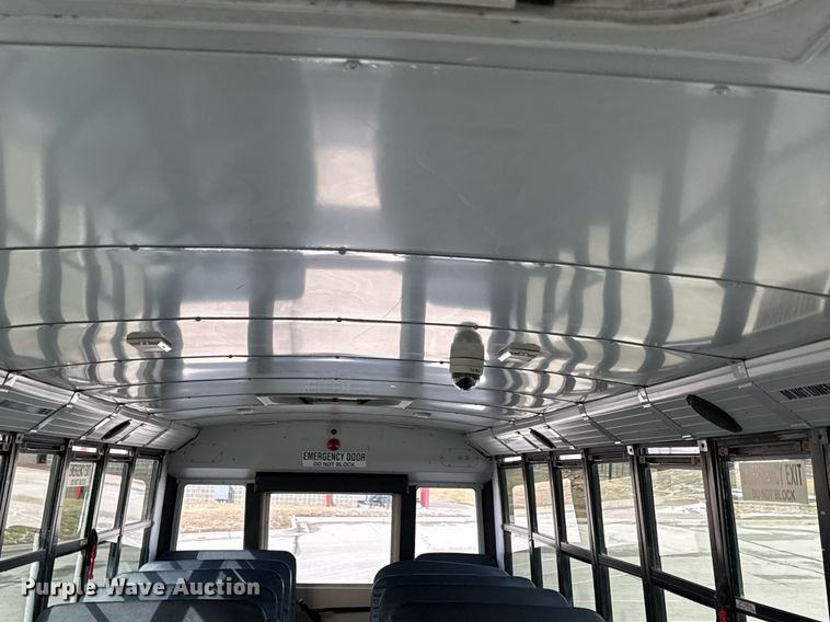 image for item DQ6684 2011 Thomas Built Saf-T-Liner C2 school bus