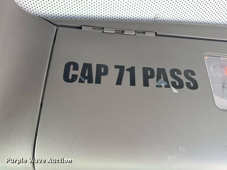 image for item DQ6684 2011 Thomas Built Saf-T-Liner C2 school bus