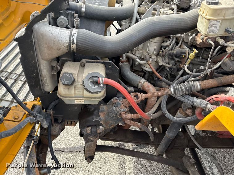 image for item DQ6684 2011 Thomas Built Saf-T-Liner C2 school bus