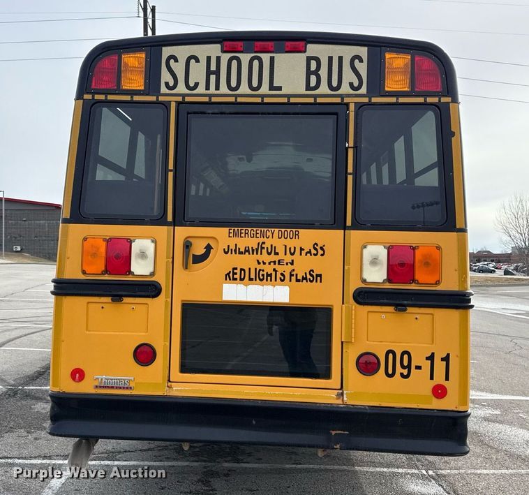 image for item DQ6685 2011 Thomas Built Saf-T-liner C2 school bus