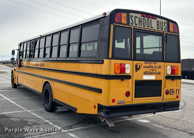 image for item DQ6685 2011 Thomas Built Saf-T-liner C2 school bus