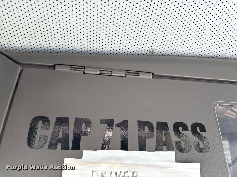 image for item DQ6685 2011 Thomas Built Saf-T-liner C2 school bus