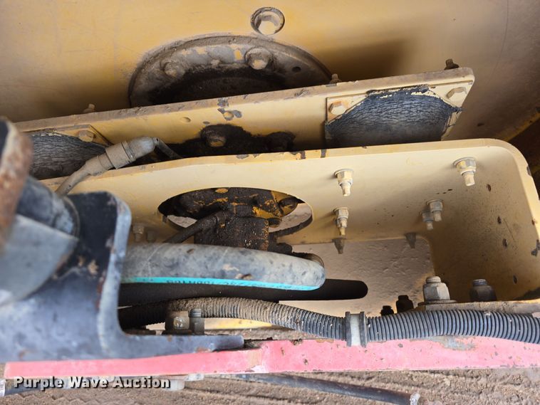 image for item DS4652 1995 Dynapac CC421 double drum vibratory roller