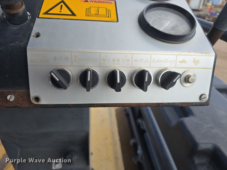 image for item DS4652 1995 Dynapac CC421 double drum vibratory roller