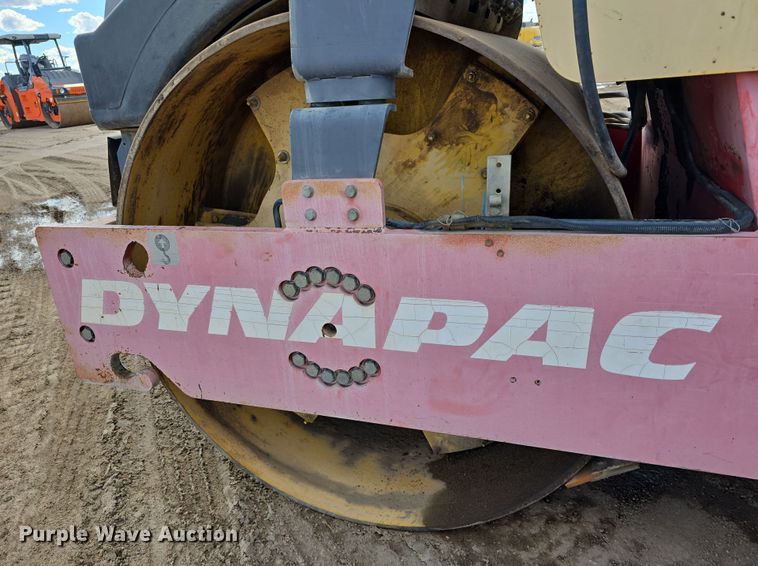 image for item DS4652 1995 Dynapac CC421 double drum vibratory roller