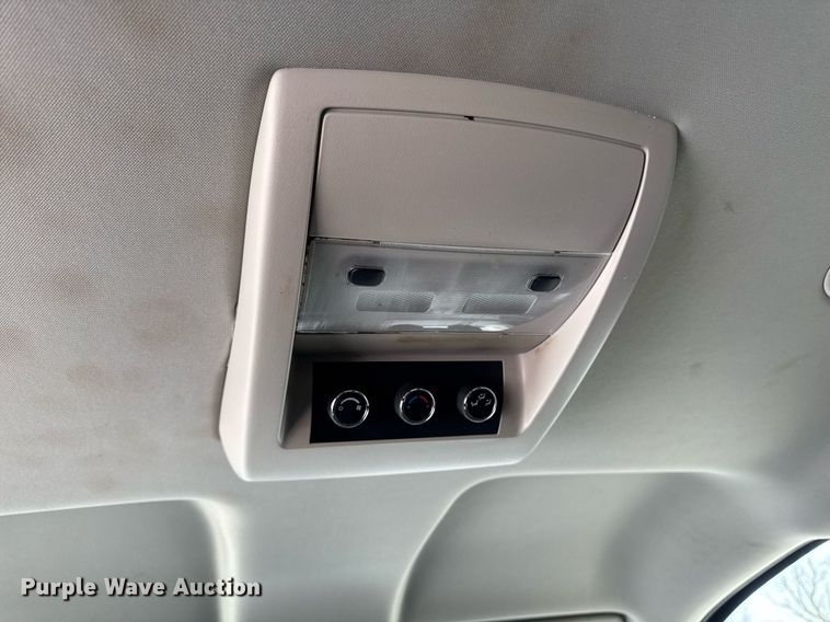 image for item DT0581 2008 Chevrolet Suburban SUV