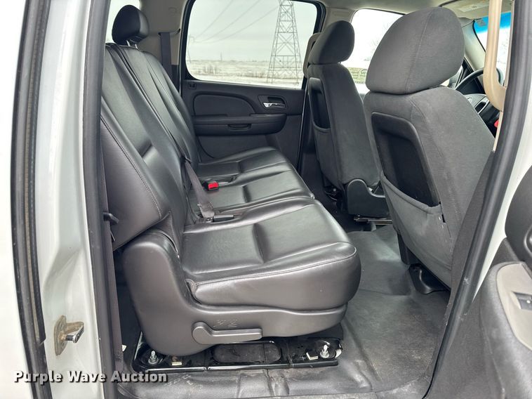 image for item DT0581 2008 Chevrolet Suburban SUV