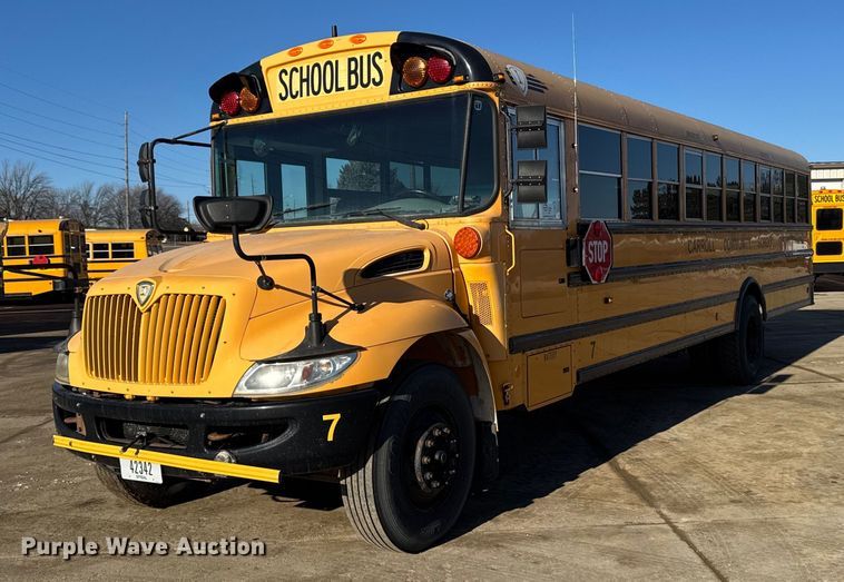 image for item DT0626 2013 IC PB10500 school bus