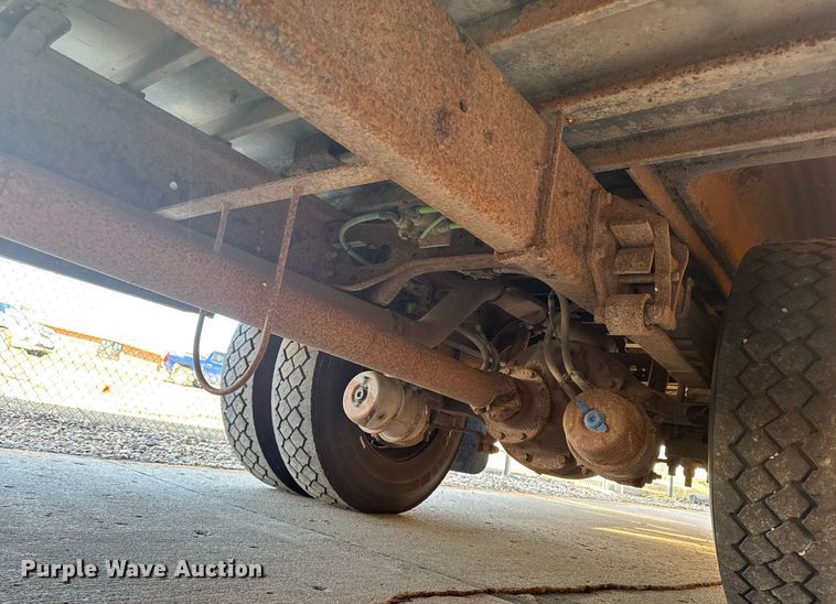 image for item DT0626 2013 IC PB10500 school bus