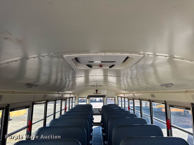 image for item DT0626 2013 IC PB10500 school bus