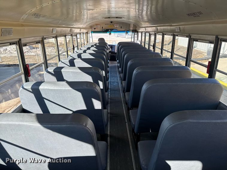 image for item DT0626 2013 IC PB10500 school bus