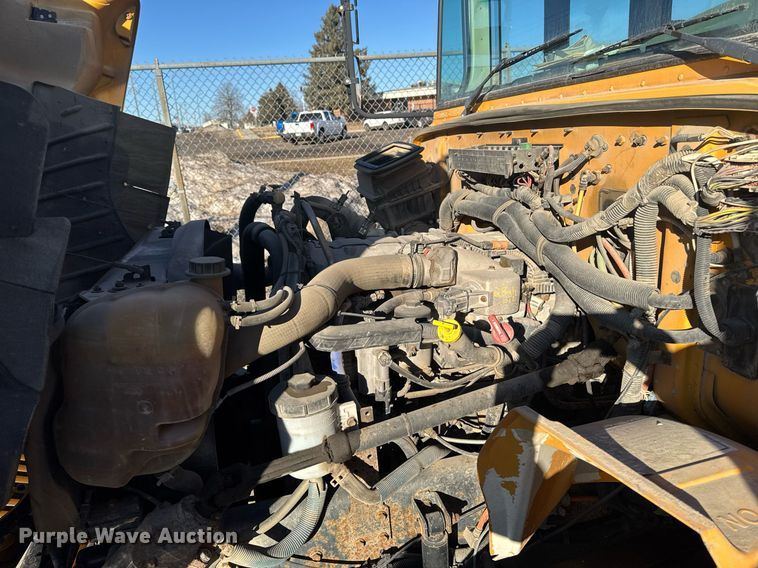 image for item DT0626 2013 IC PB10500 school bus