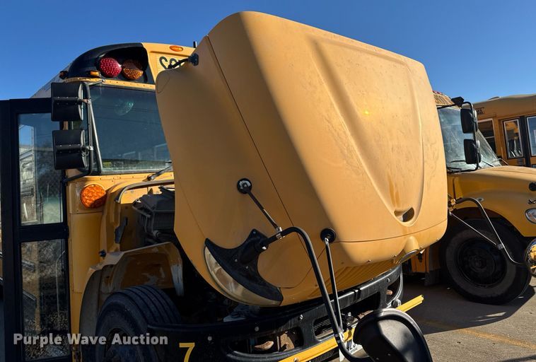 image for item DT0626 2013 IC PB10500 school bus