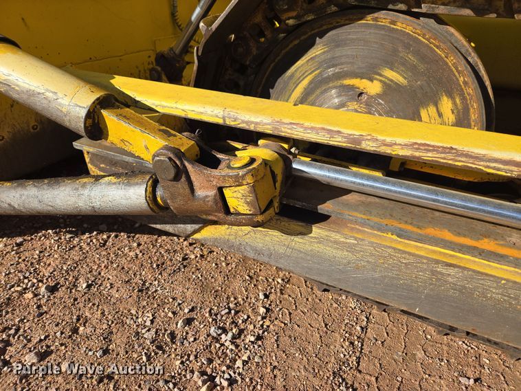 image for item DT7051 1970 Case 1150 dozer