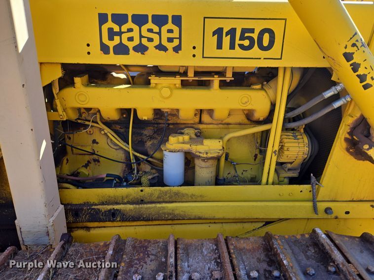 image for item DT7051 1970 Case 1150 dozer