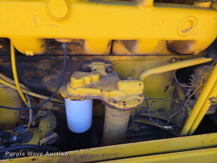 image for item DT7051 1970 Case 1150 dozer