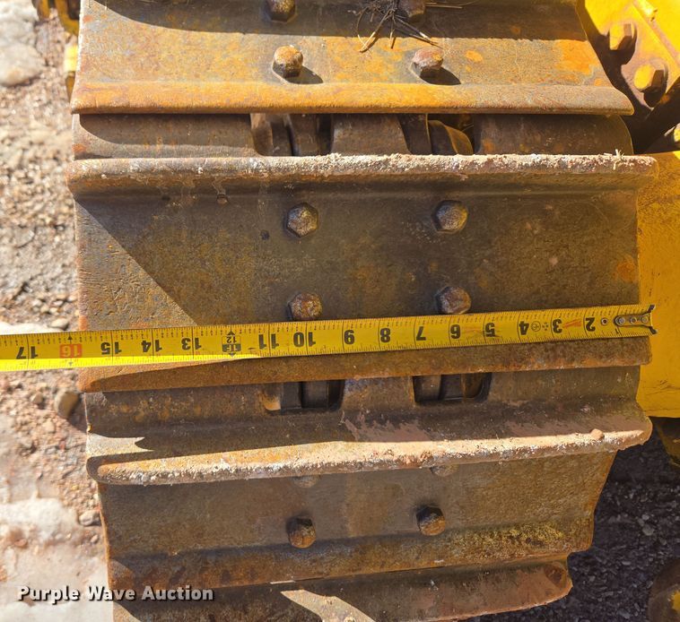 image for item DT7051 1970 Case 1150 dozer