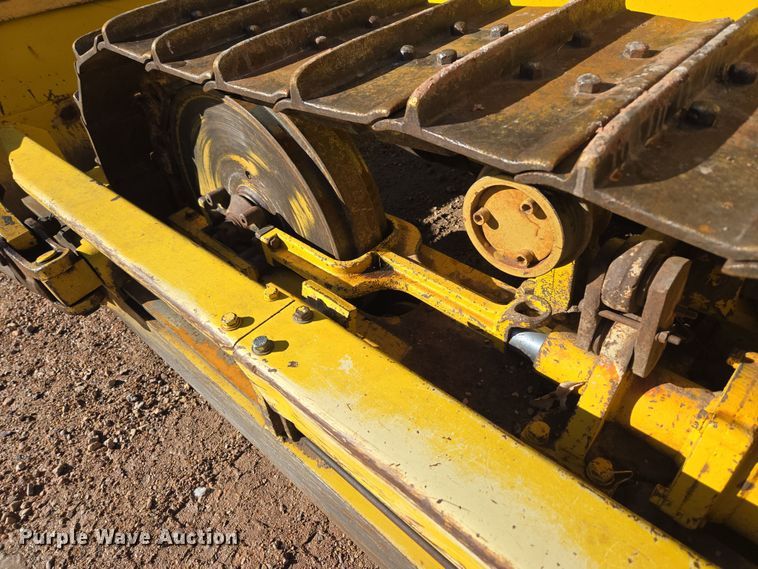 image for item DT7051 1970 Case 1150 dozer