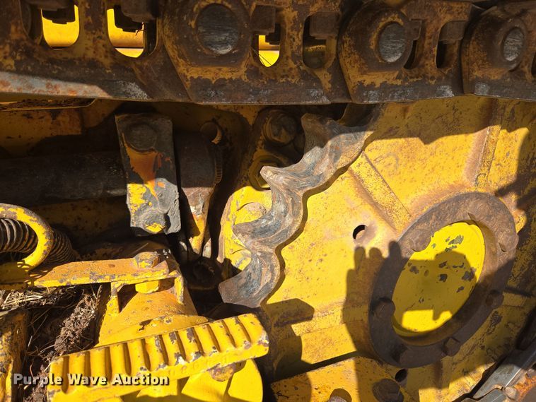 image for item DT7051 1970 Case 1150 dozer