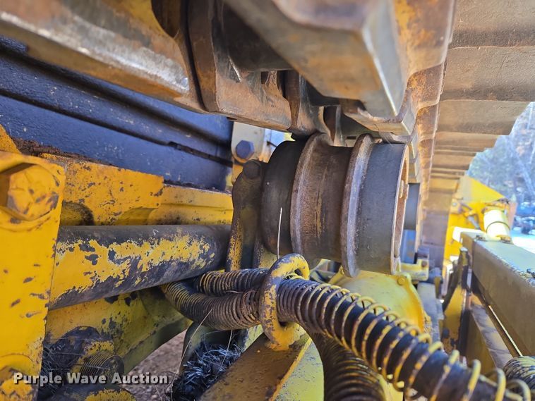 image for item DT7051 1970 Case 1150 dozer