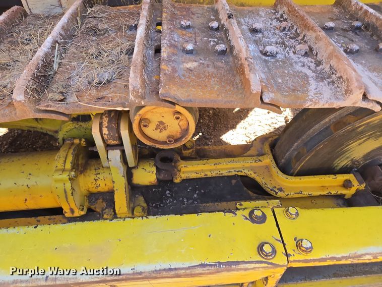 image for item DT7051 1970 Case 1150 dozer