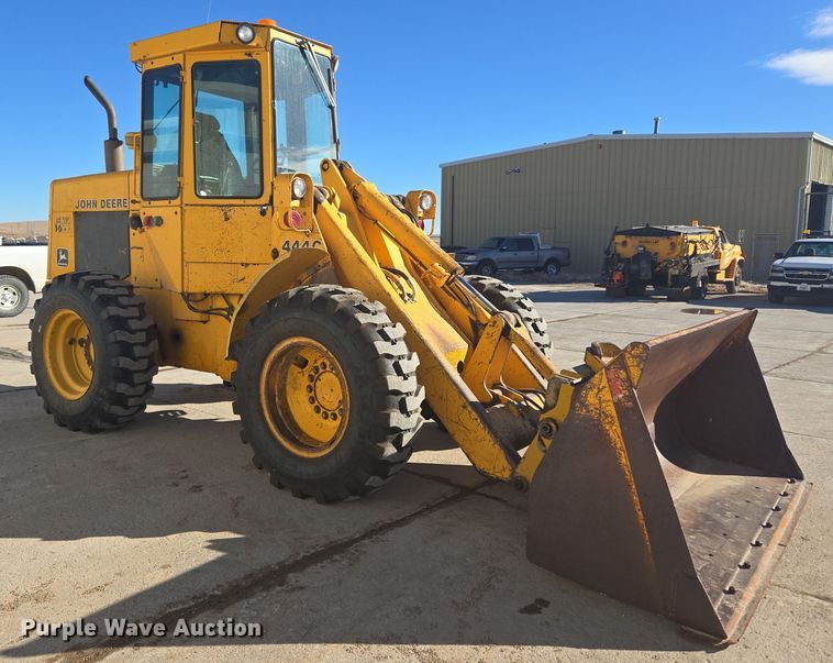 image for item DT7052 1981 John Deere 444C wheel loader