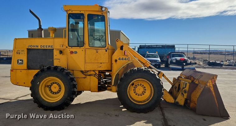 image for item DT7052 1981 John Deere 444C wheel loader