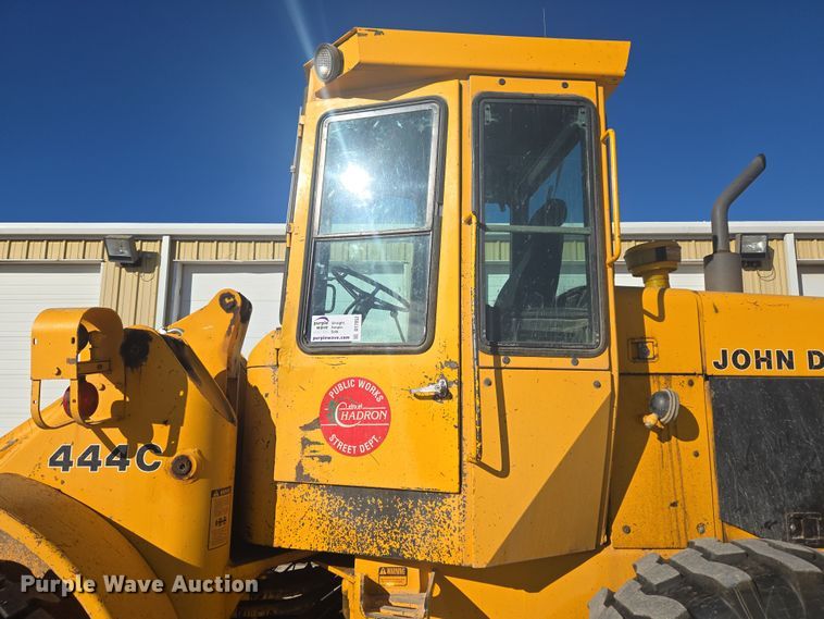 image for item DT7052 1981 John Deere 444C wheel loader