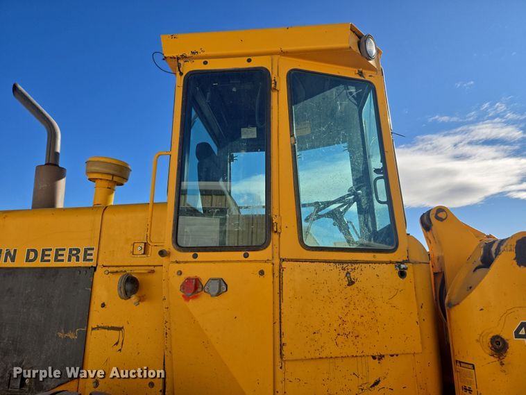 image for item DT7052 1981 John Deere 444C wheel loader