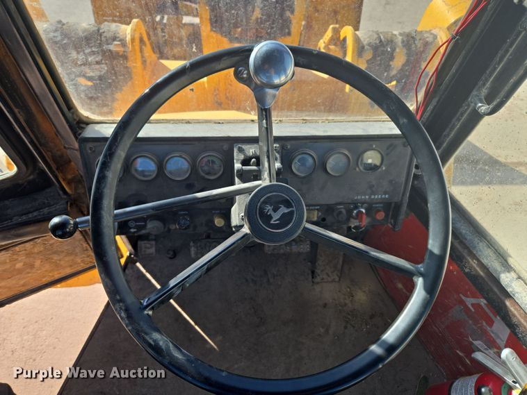 image for item DT7052 1981 John Deere 444C wheel loader