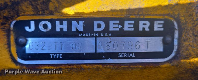 image for item DT7052 1981 John Deere 444C wheel loader