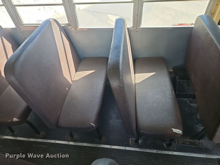 image for item DT7612 2004 International CE school bus