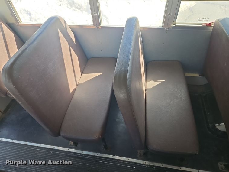 image for item DT7612 2004 International CE school bus