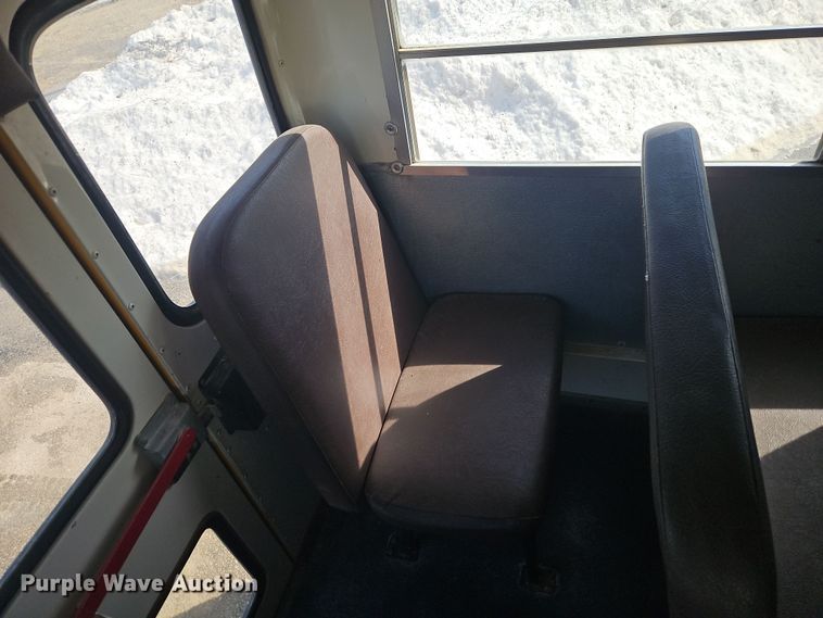 image for item DT7612 2004 International CE school bus