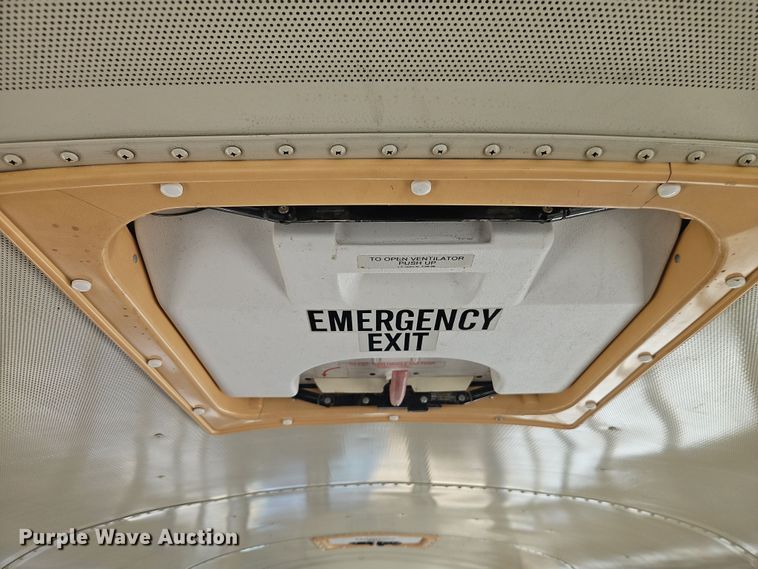 image for item DT7612 2004 International CE school bus