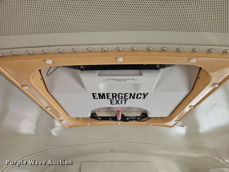 image for item DT7612 2004 International CE school bus