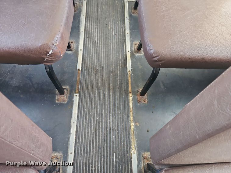 image for item DT7612 2004 International CE school bus